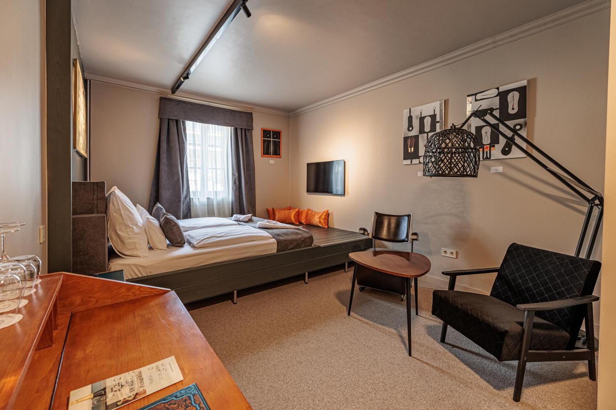 Barka Galeria Hotel Es Etterem Tállya Exteriér fotografie