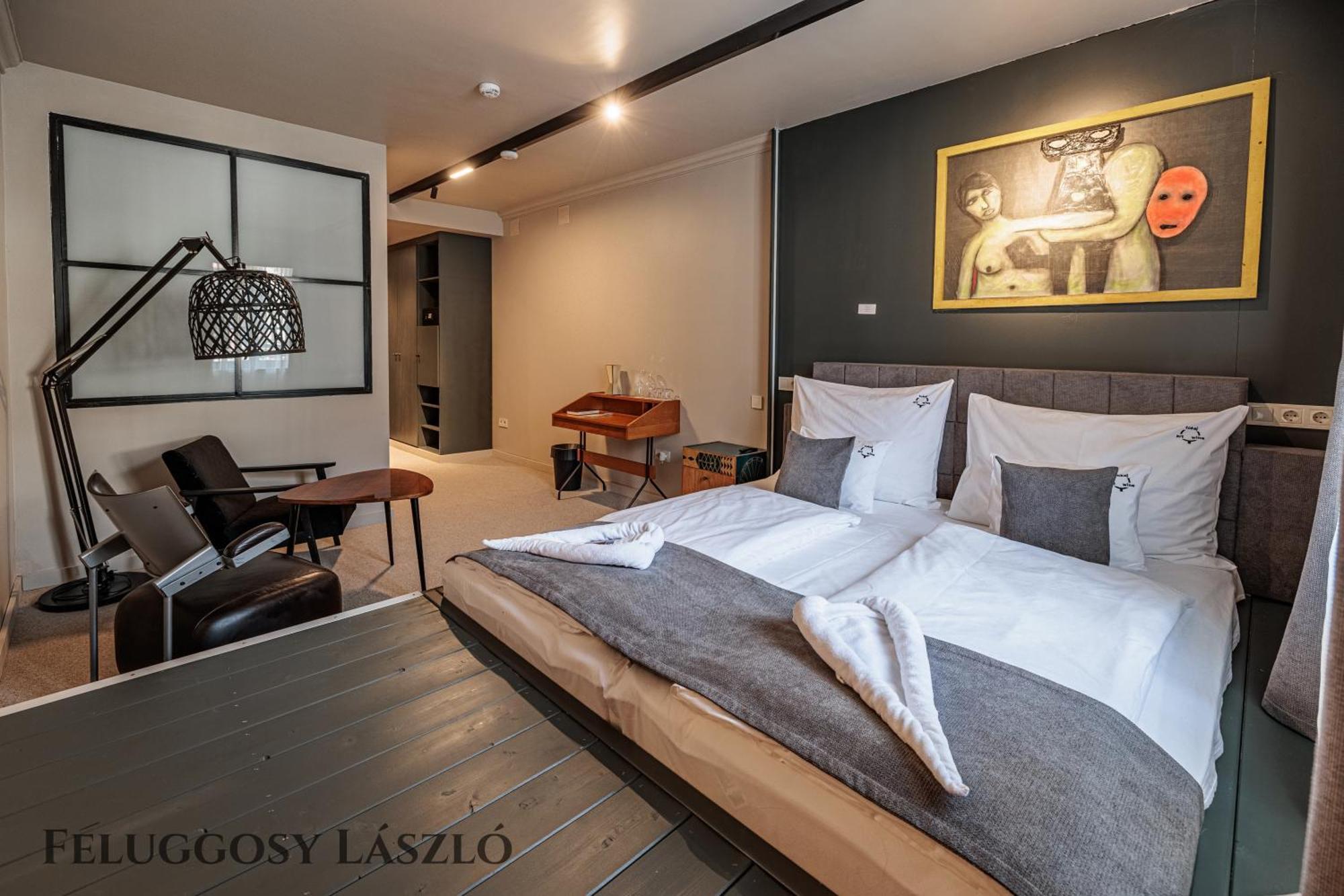 Barka Galeria Hotel Es Etterem Tállya Exteriér fotografie